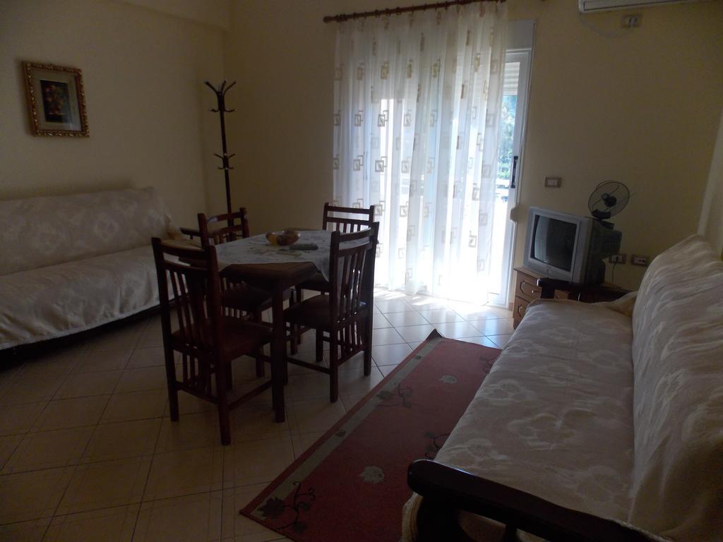 Vlorë Elis Apartment מראה חיצוני תמונה